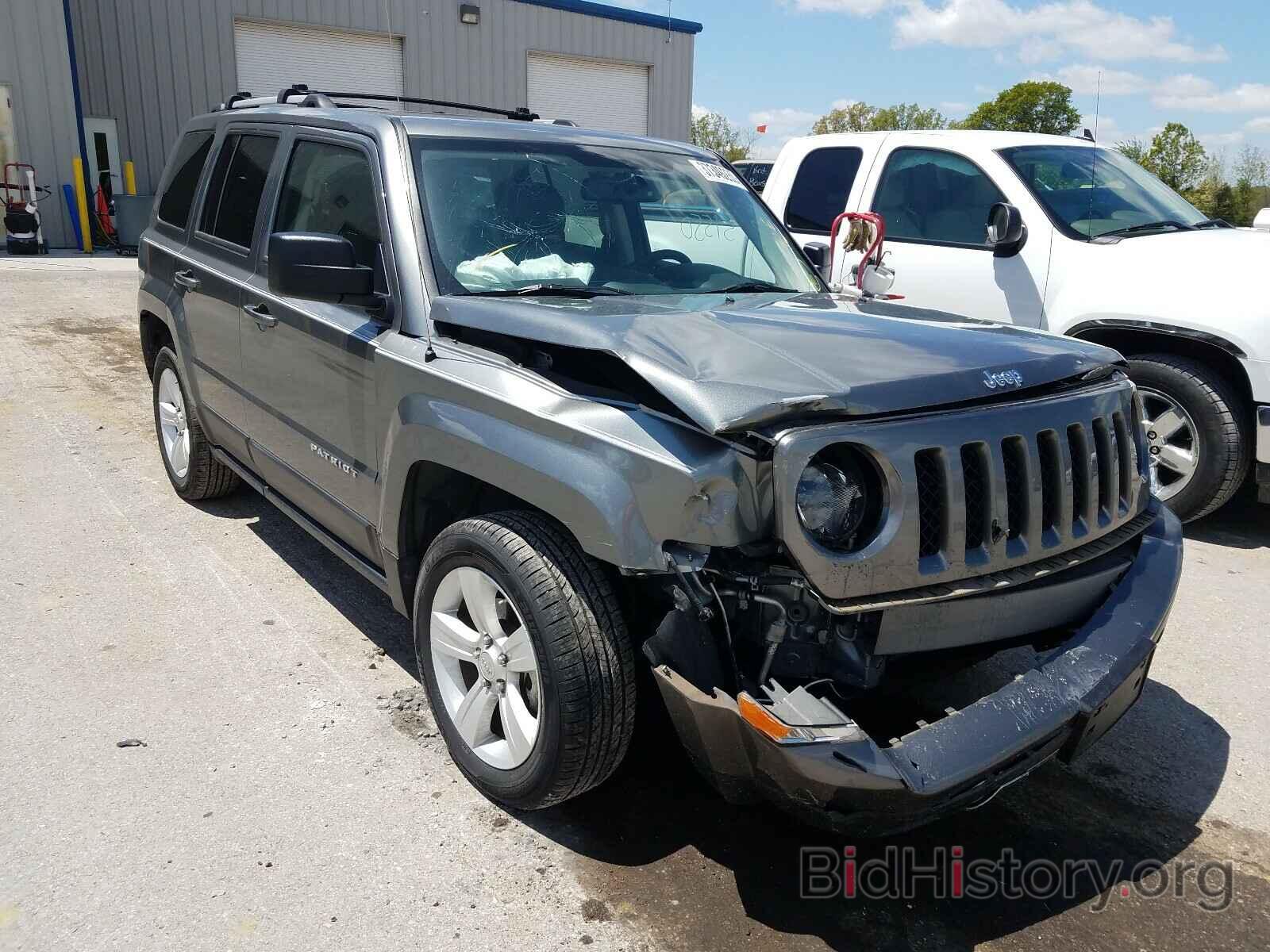 Фотография 1J4NT4GB2BD240782 - JEEP PATRIOT 2011