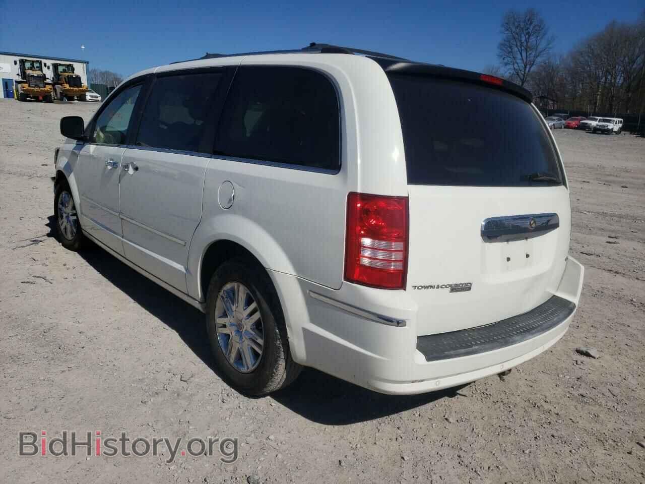 2008 CHRYSLER MINIVAN - VIN: 2A8HR64X18R646936 - Фото 3