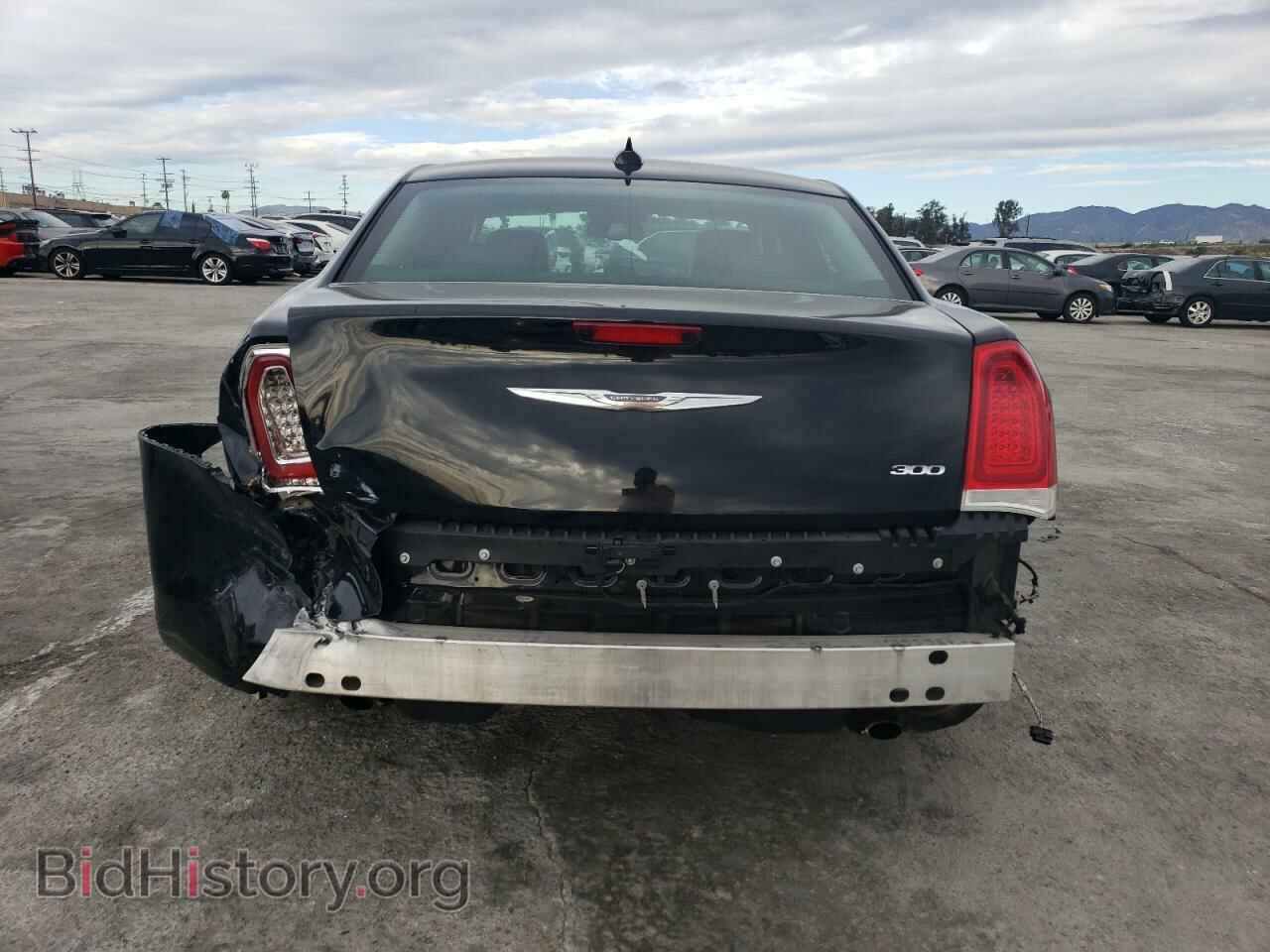 2016 CHRYSLER 300 - VIN: 2C3CCAAG4GH212724 - Фото 6