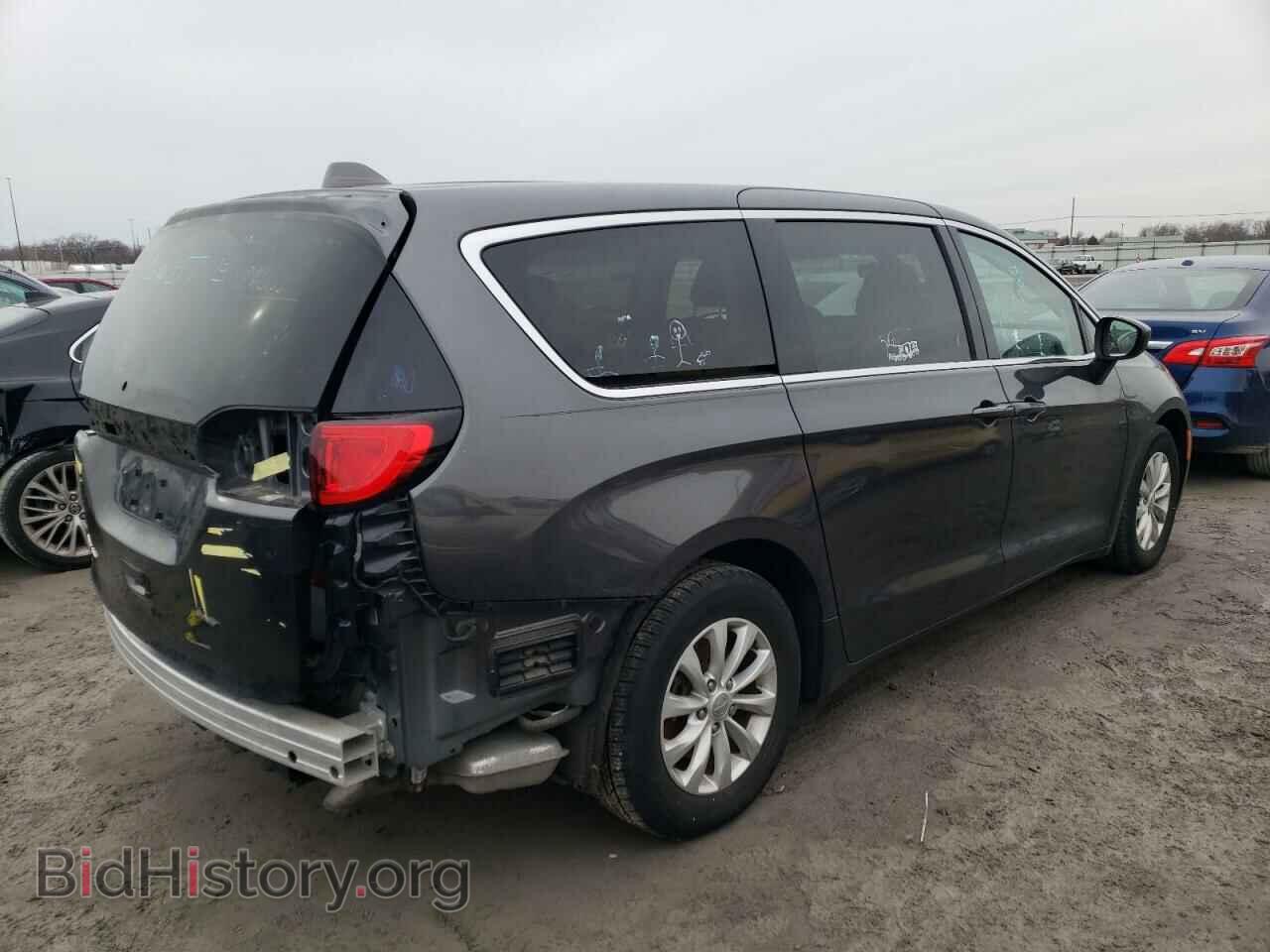 2017 CHRYSLER PACIFICA - VIN: 2C4RC1DGXHR516220 - Photo 3