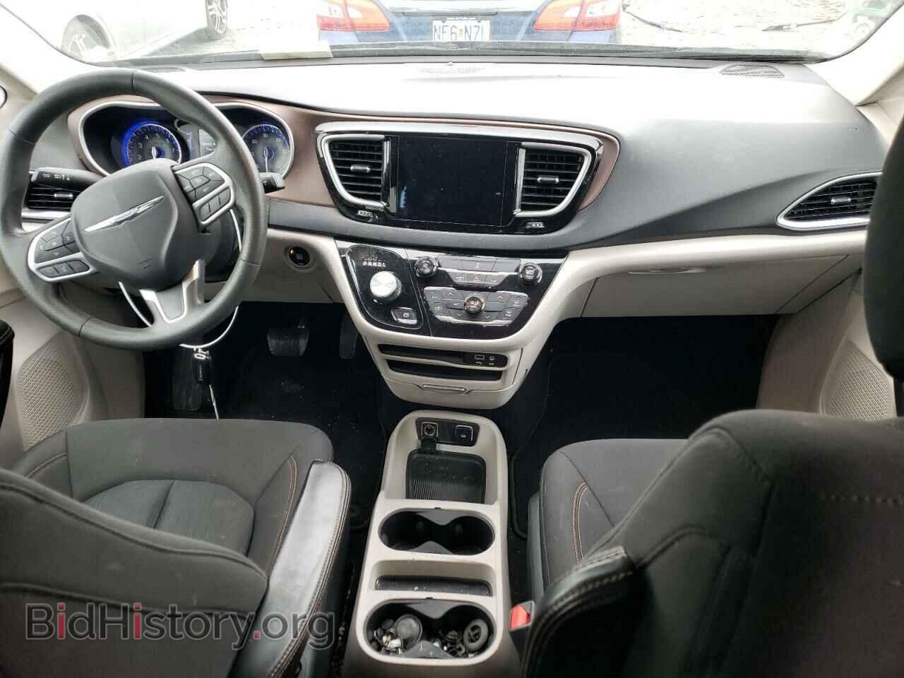 2017 CHRYSLER PACIFICA - VIN: 2C4RC1DGXHR516220 - Photo 8