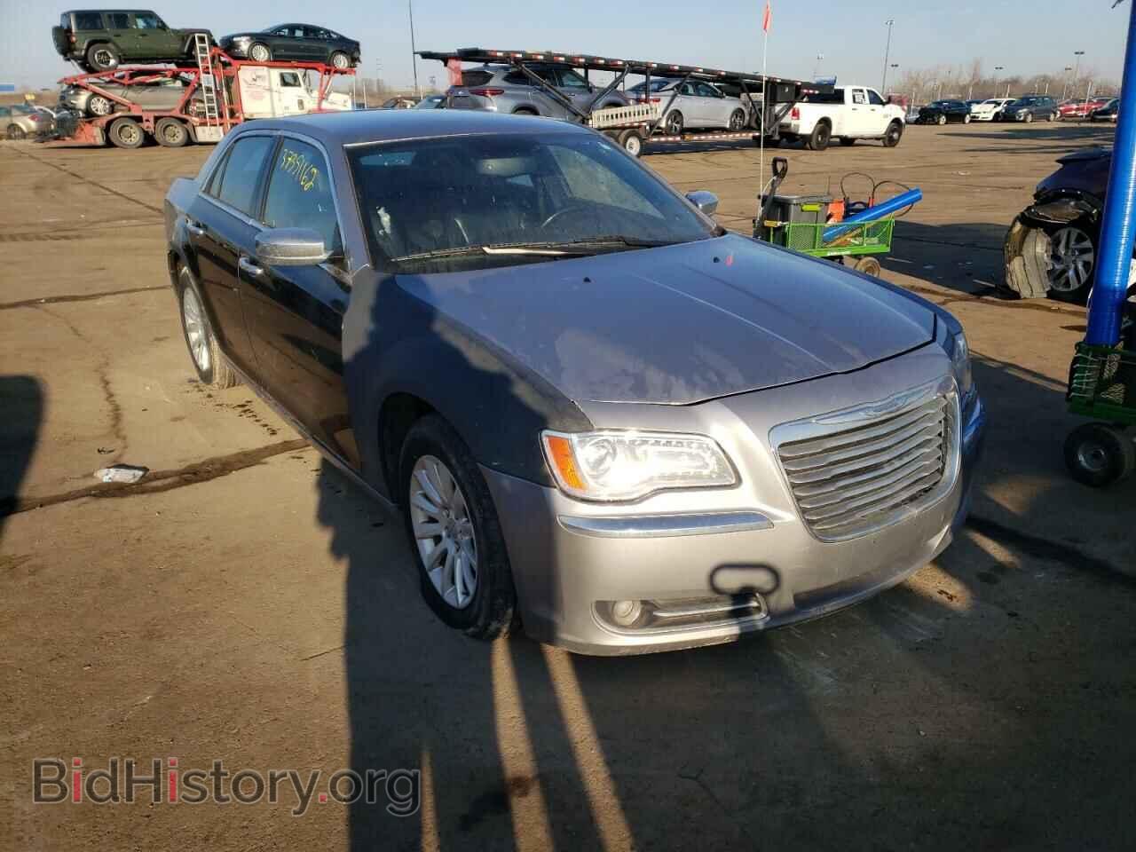 Photo 2C3CA5CG6BH522117 - CHRYSLER 300 2011