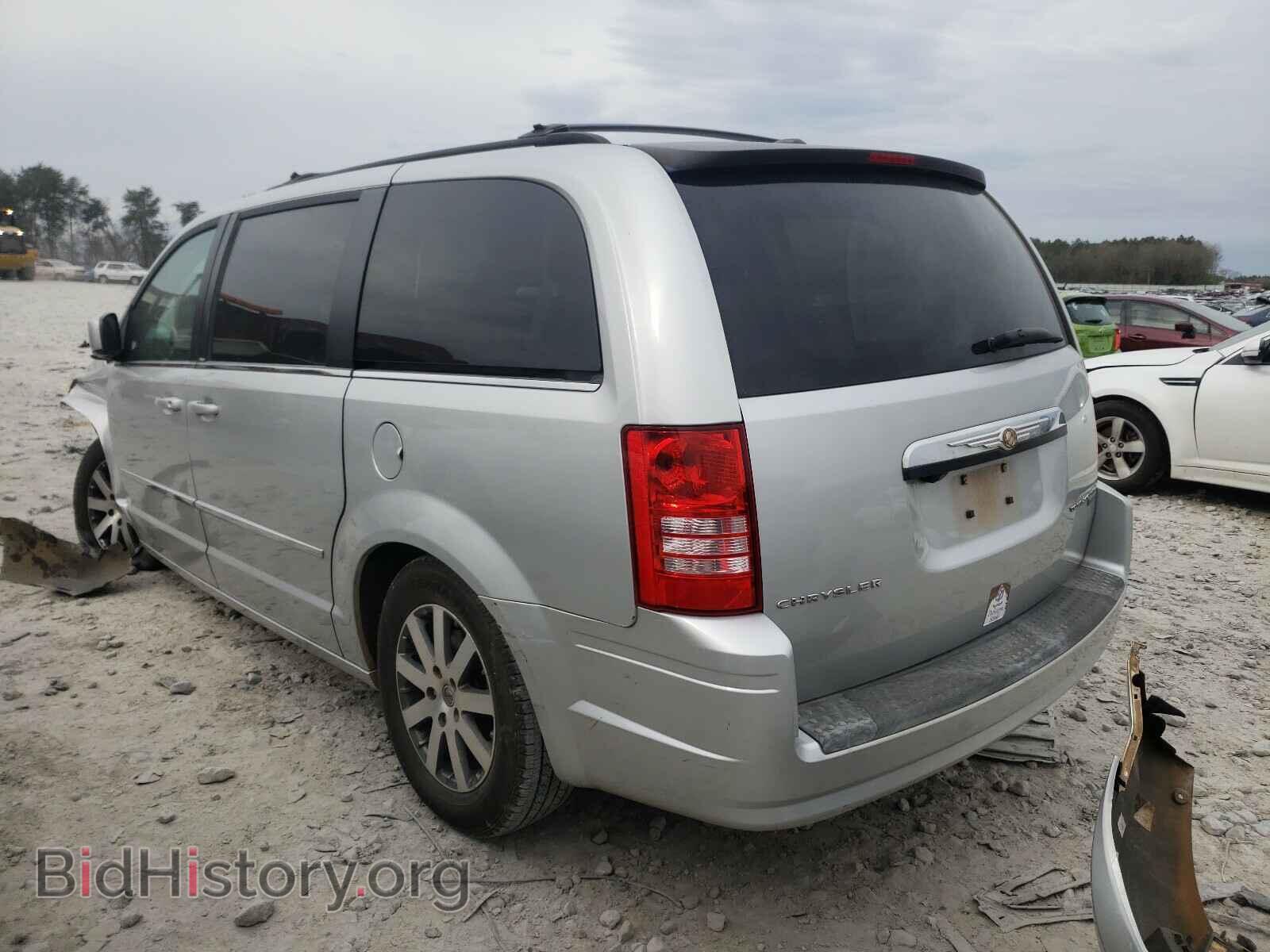 2009 CHRYSLER MINIVAN - VIN: 2A8HR54199R675186 - Фото 3