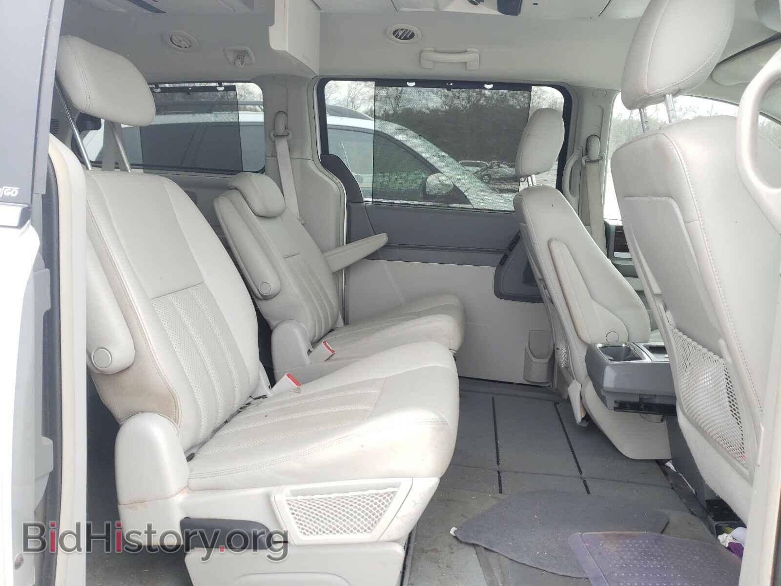 2009 CHRYSLER MINIVAN - VIN: 2A8HR54199R675186 - Фото 6