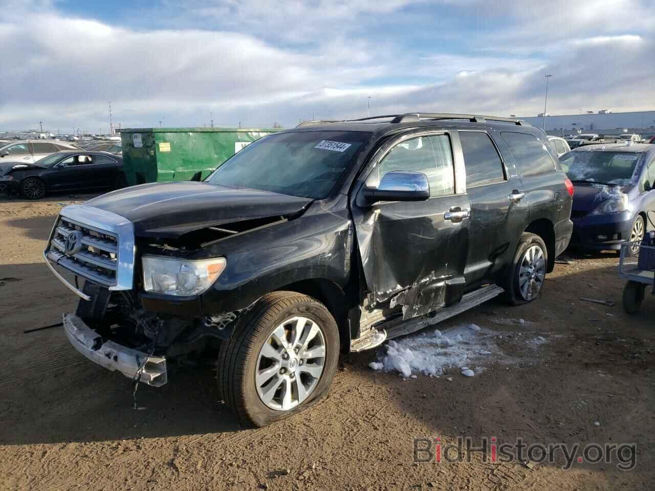 Photo 5TDJY5G14DS083394 - TOYOTA SEQUOIA 2013