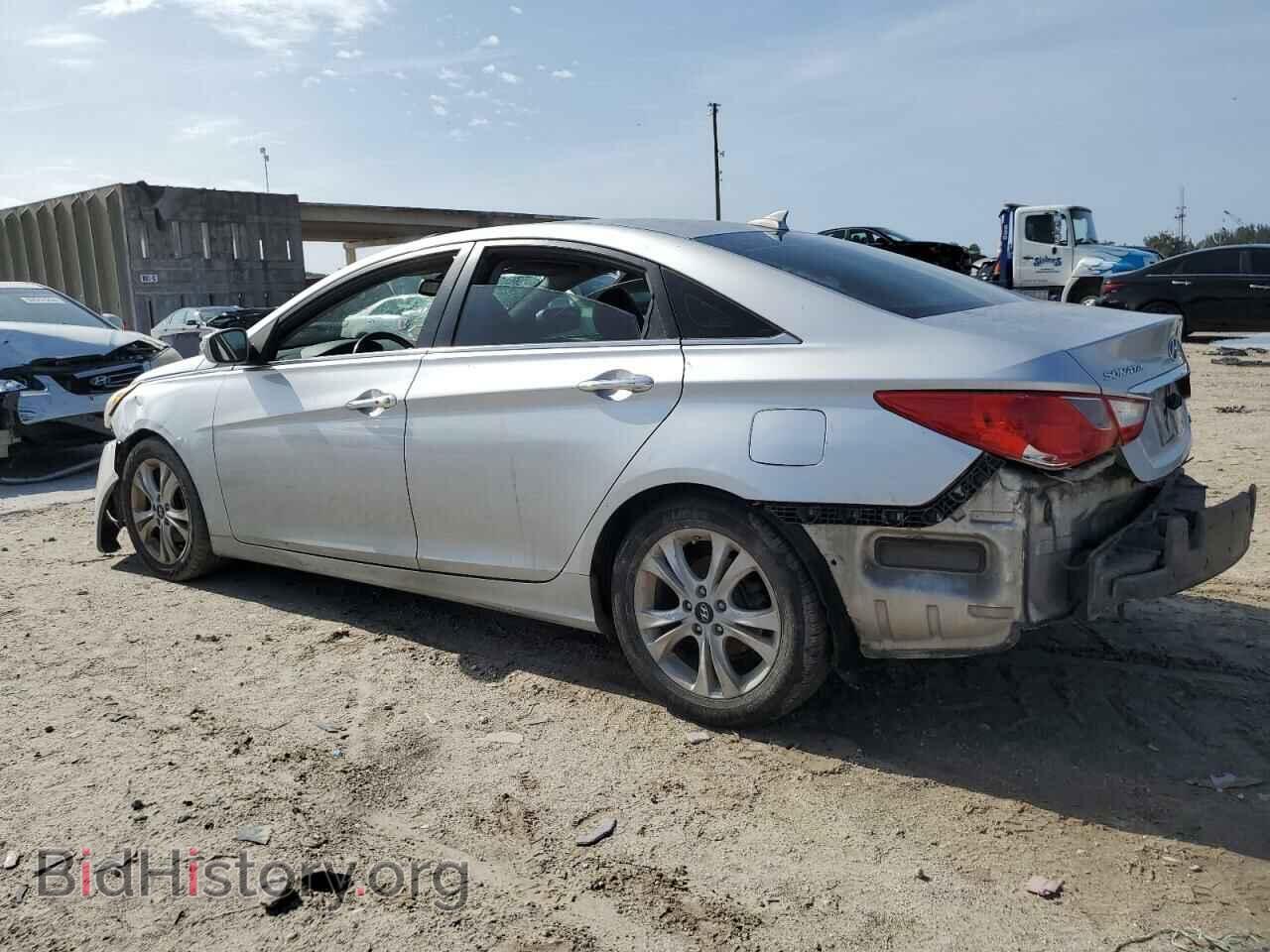 2013 HYUNDAI SONATA - VIN: 5NPEC4AC0DH517823 - Фото 2