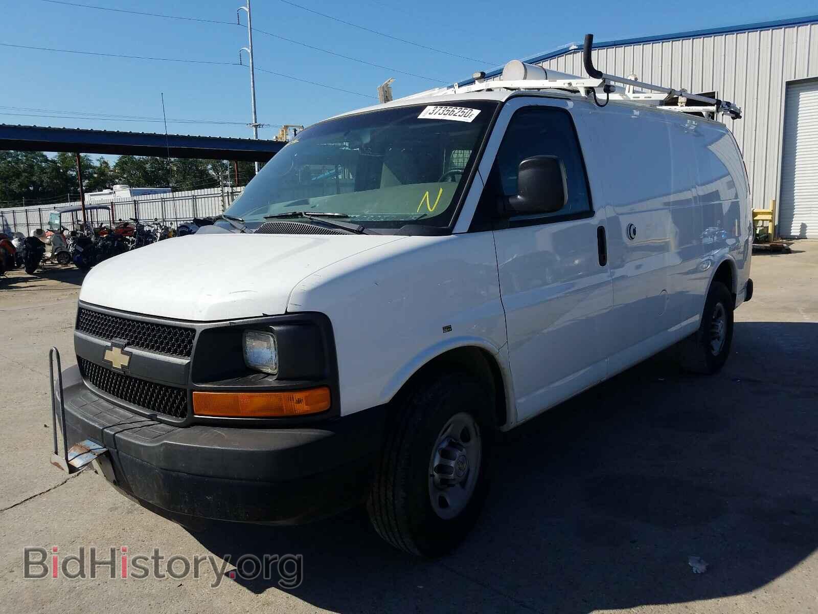 2013 CHEVROLET EXPRESS - VIN: 1GCWGFCA2D1903053 - Фото 2