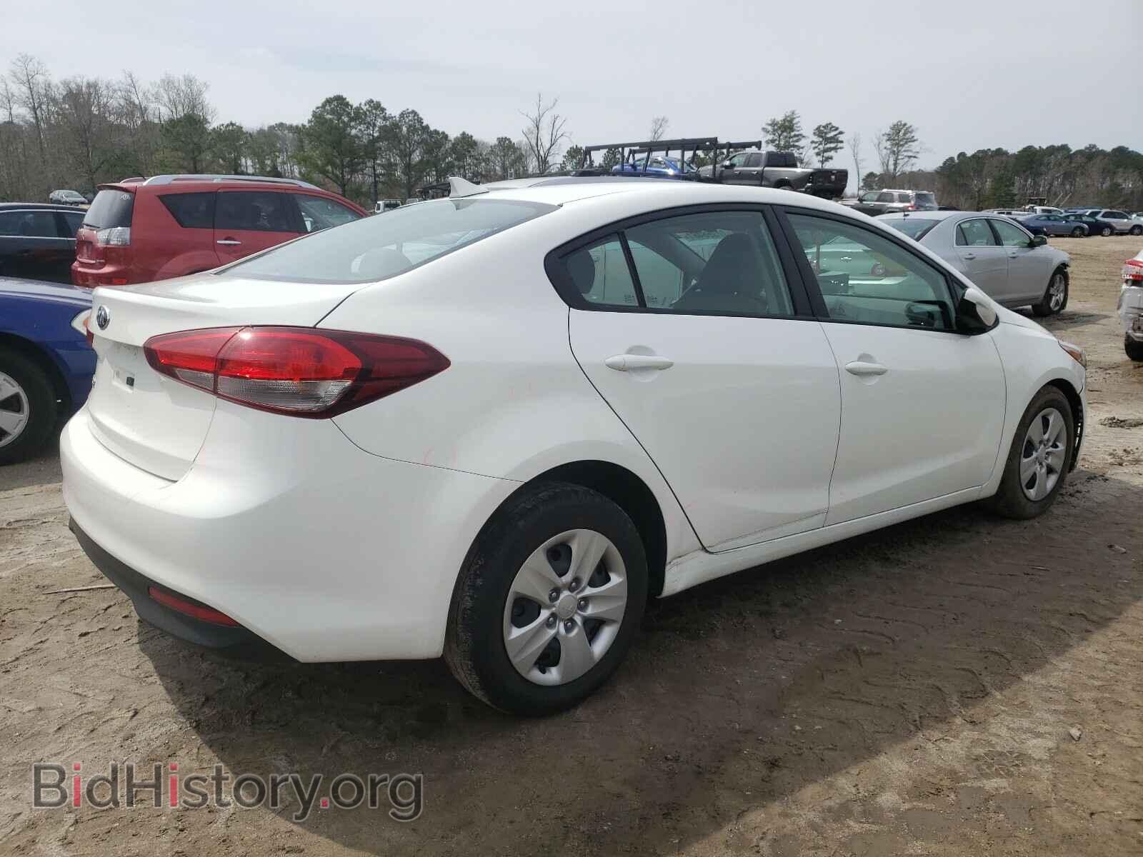 2017 KIA FORTE - VIN: 3KPFK4A76HE098784 - Фото 4