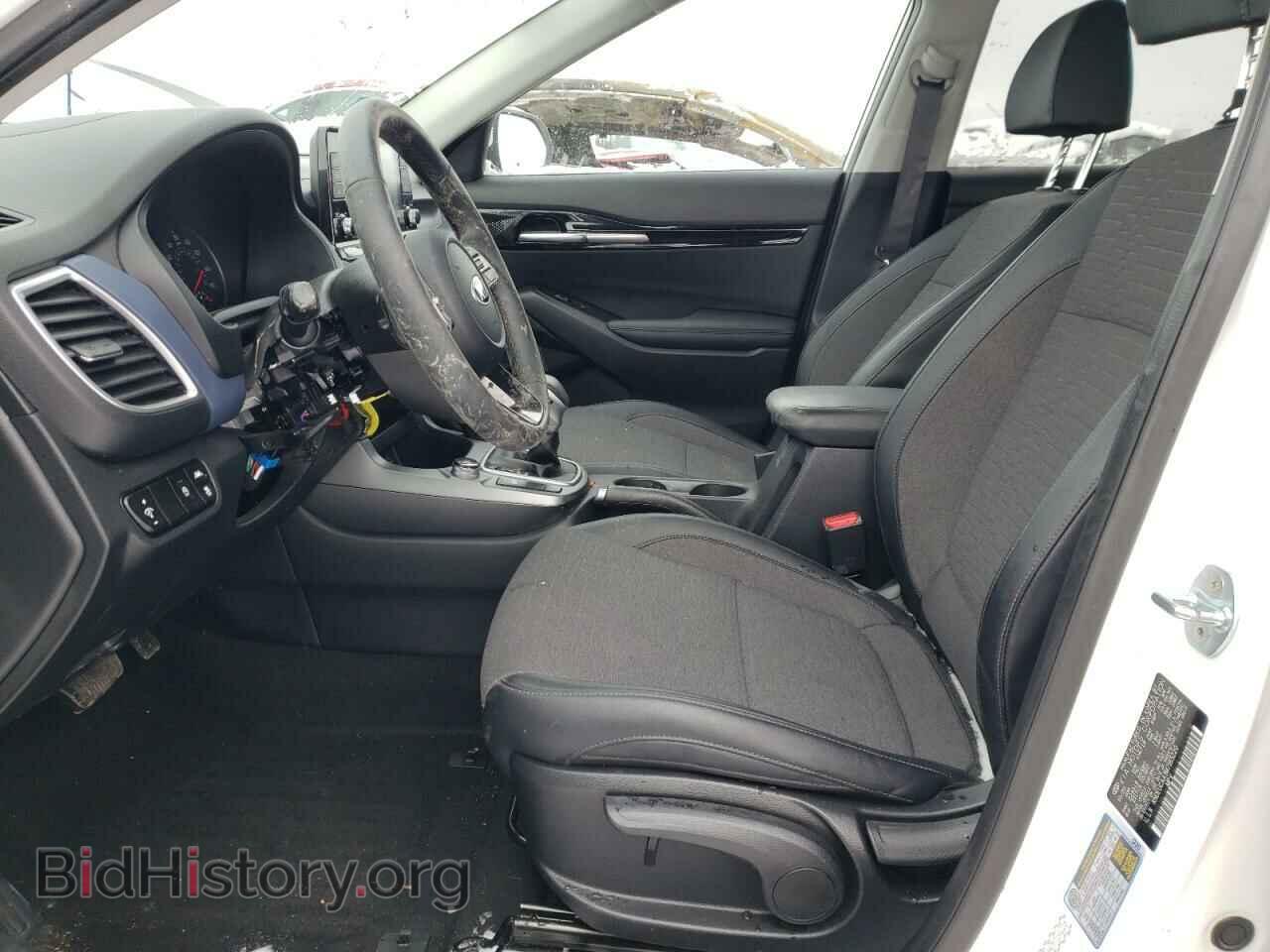 2021 KIA SELTOS - VIN: KNDEUCAA3M7165220 - Фото 7
