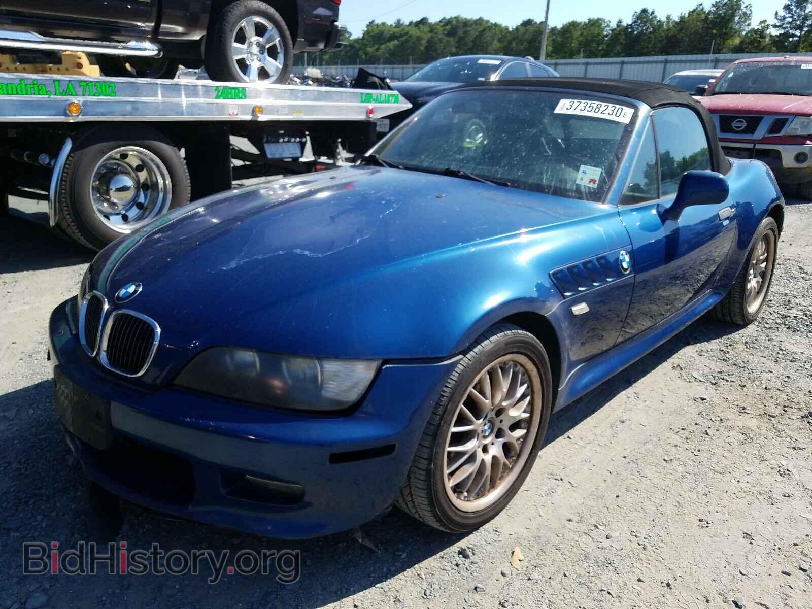 2000 BMW Z3 - VIN: 4USCH3345YLF42742 - Фото 2