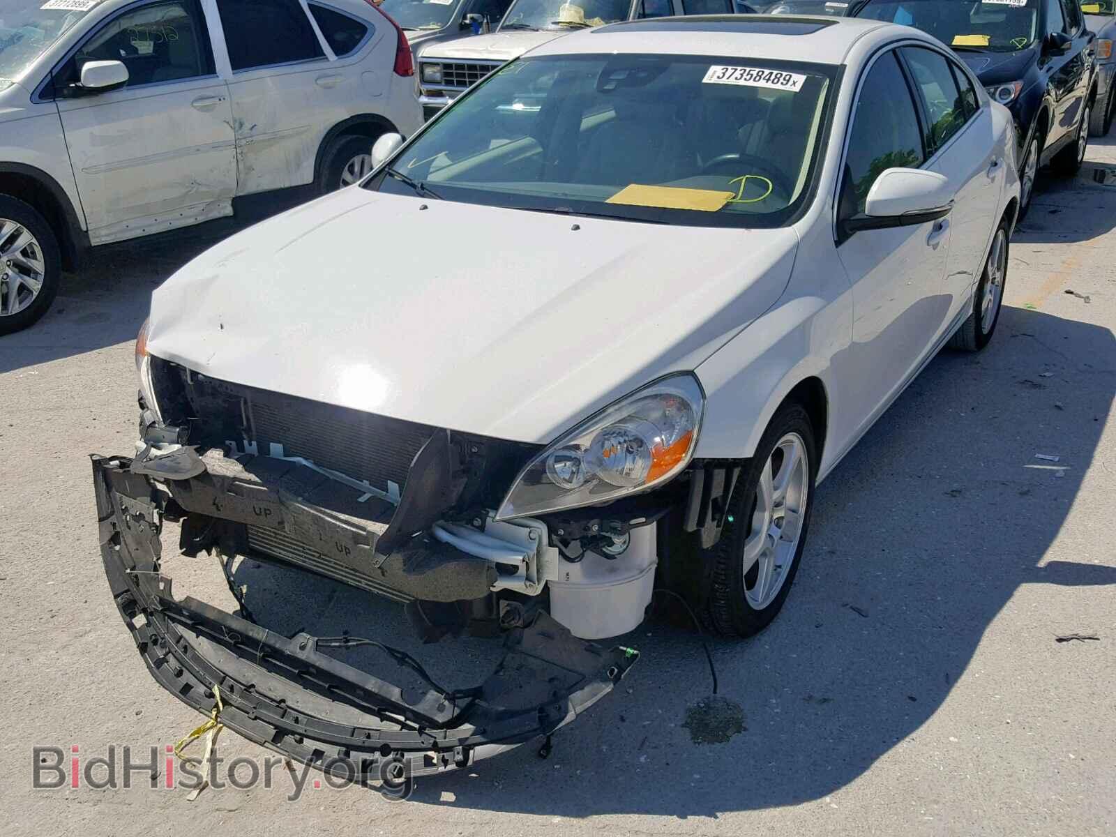 2012 VOLVO S60 - VIN: YV1622FSXC2077597 - Фото 2