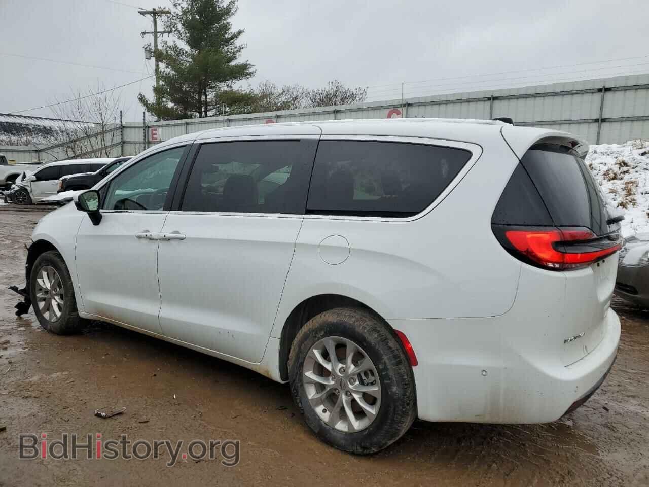 2023 CHRYSLER PACIFICA - VIN: 2C4RC3BG2PR545305 - Фото 2