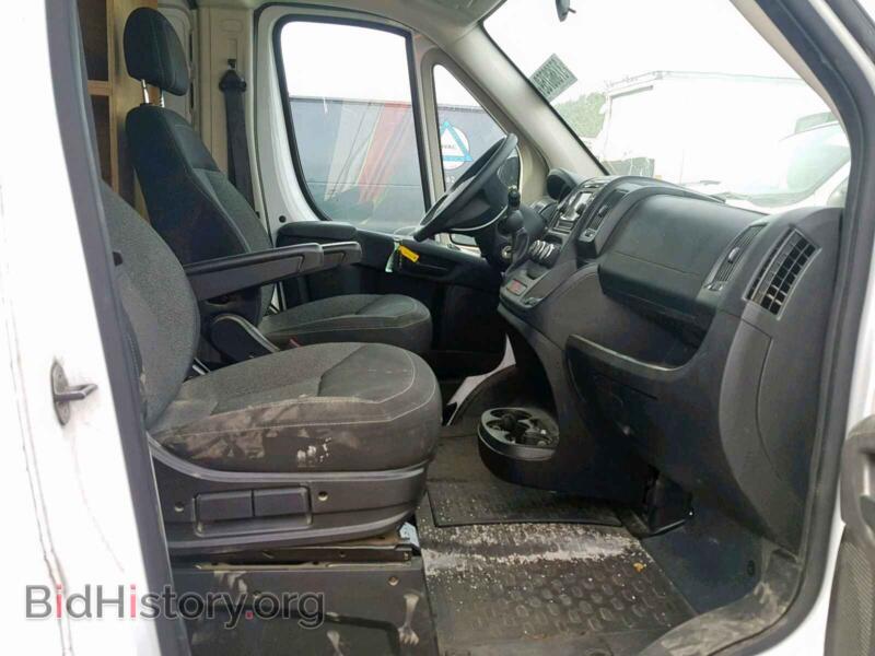 2017 RAM PROMASTER (VIN 3C6TRVDG3HE518539) — фото 5 из 10