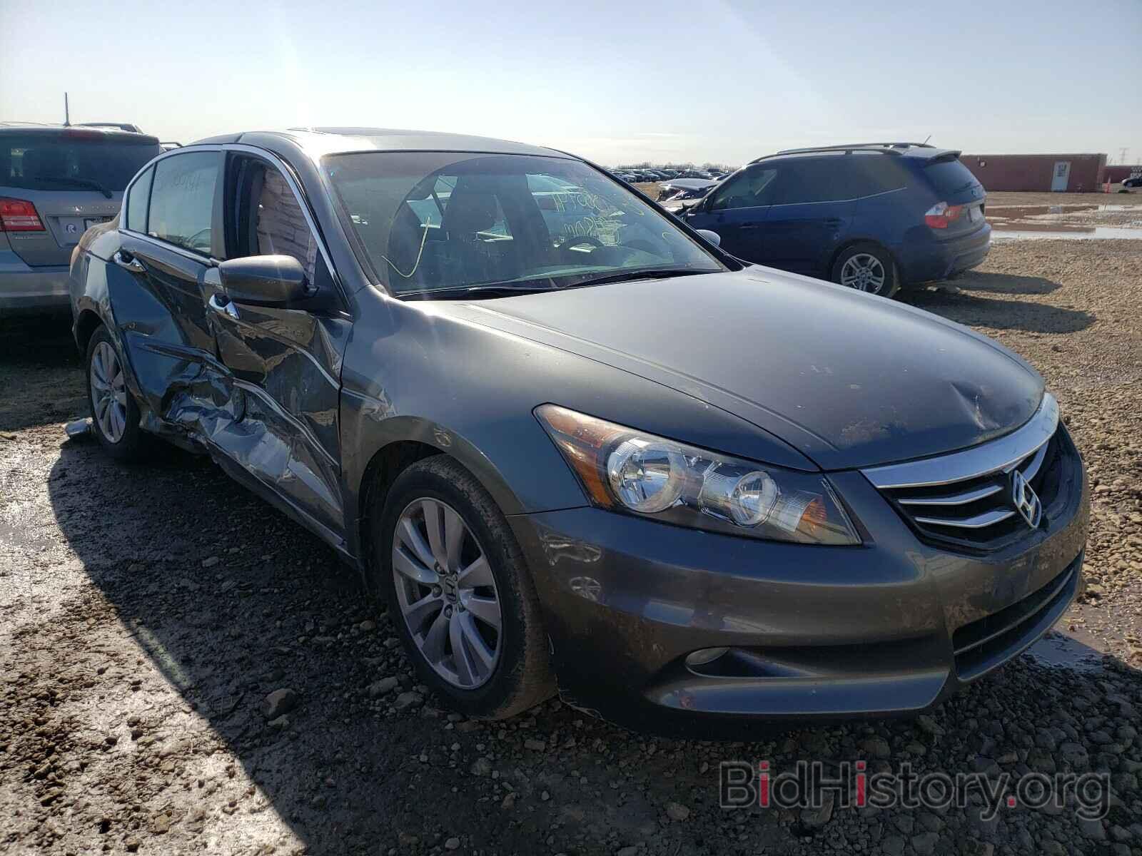 Photo 1HGCP3F83BA000368 - HONDA ACCORD 2011