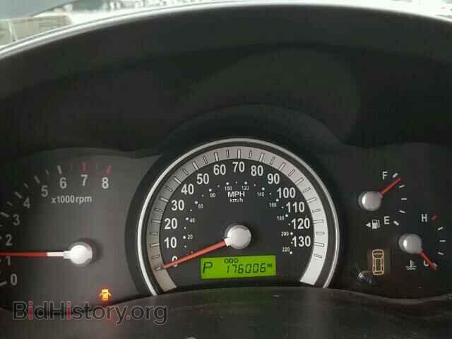 2007 HYUNDAI ENTOURAGE - VIN: KNDMC233176021814 - Фото 8