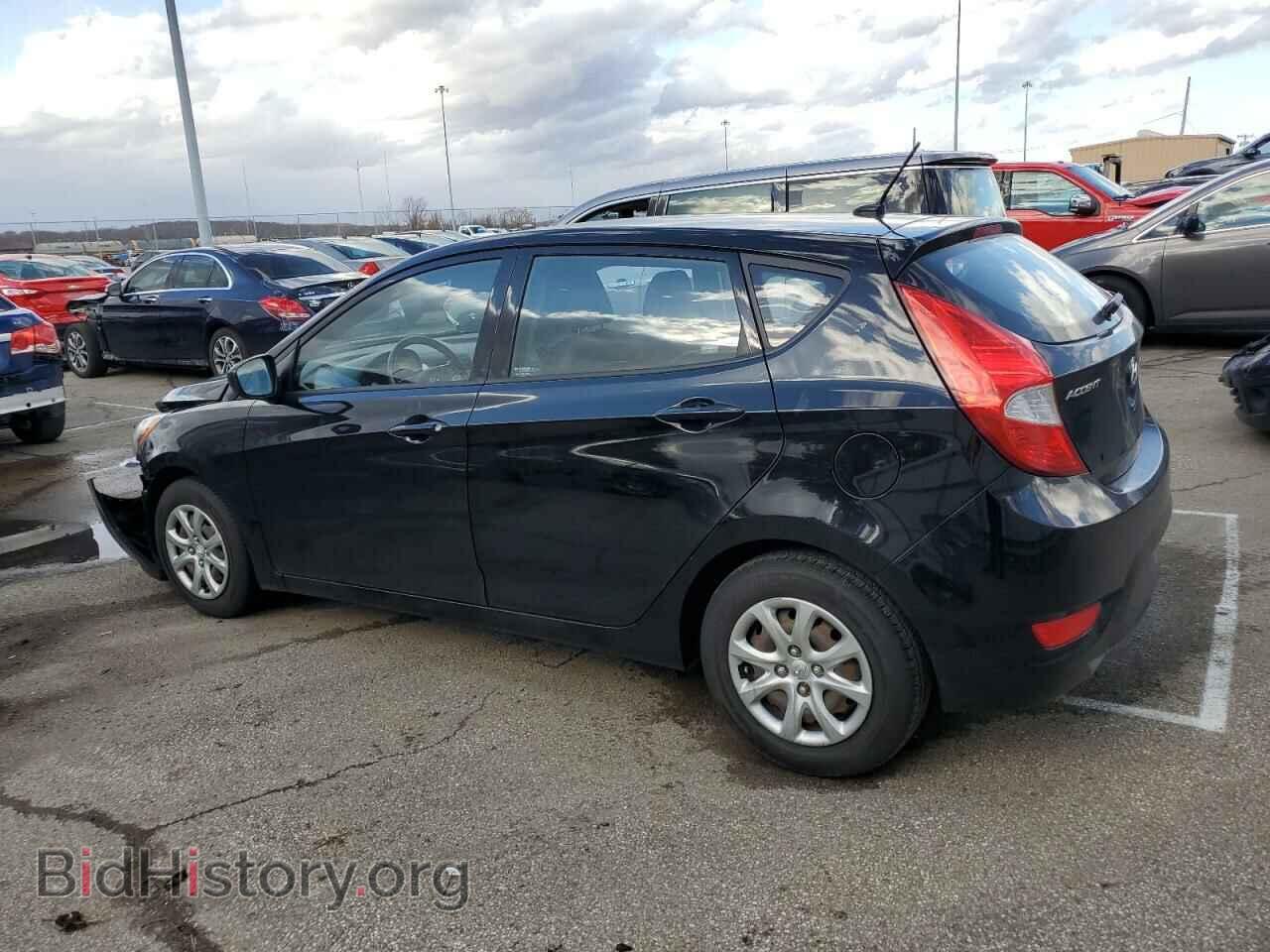 2013 HYUNDAI ACCENT - VIN: KMHCT5AE7DU115202 - Фото 2