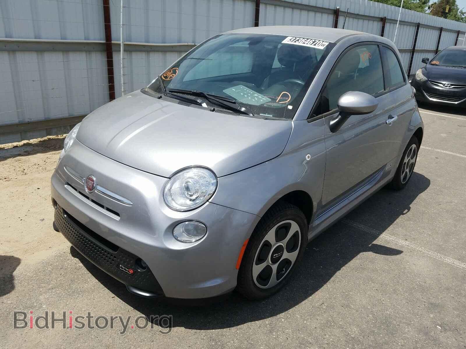 2017 FIAT 500 - VIN: 3C3CFFGE4HT609174 - Фото 2