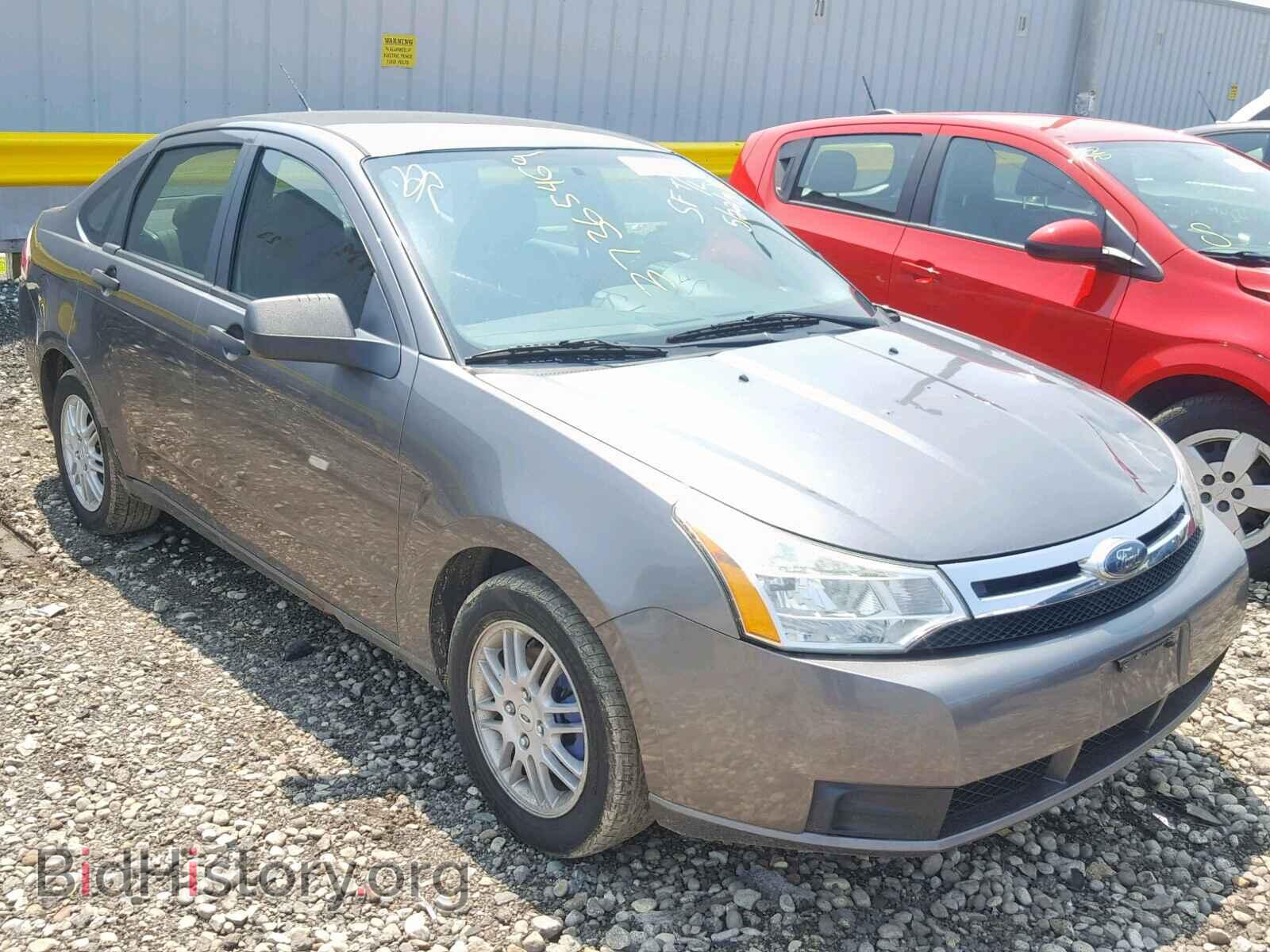 Photo 1FAHP3FN4AW205179 - FORD FOCUS SE 2010
