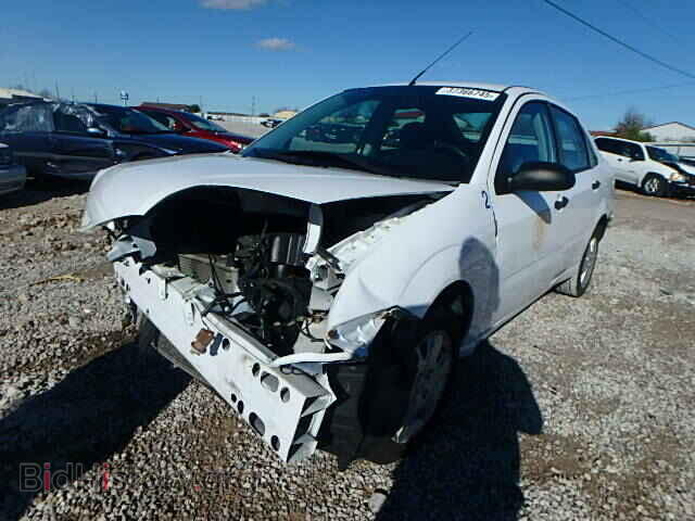 2007 FORD FOCUS - VIN: 1FAFP34N67W258355 - Фото 2