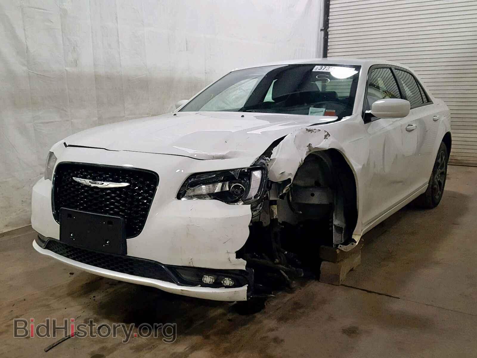 2017 CHRYSLER 300 - VIN: 2C3CCAGG7HH637752 - Фото 2