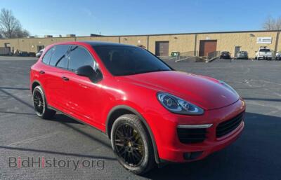 2016 Porsche CAYENNE S, red — VIN WP1AB2A23GLA94229, Copart