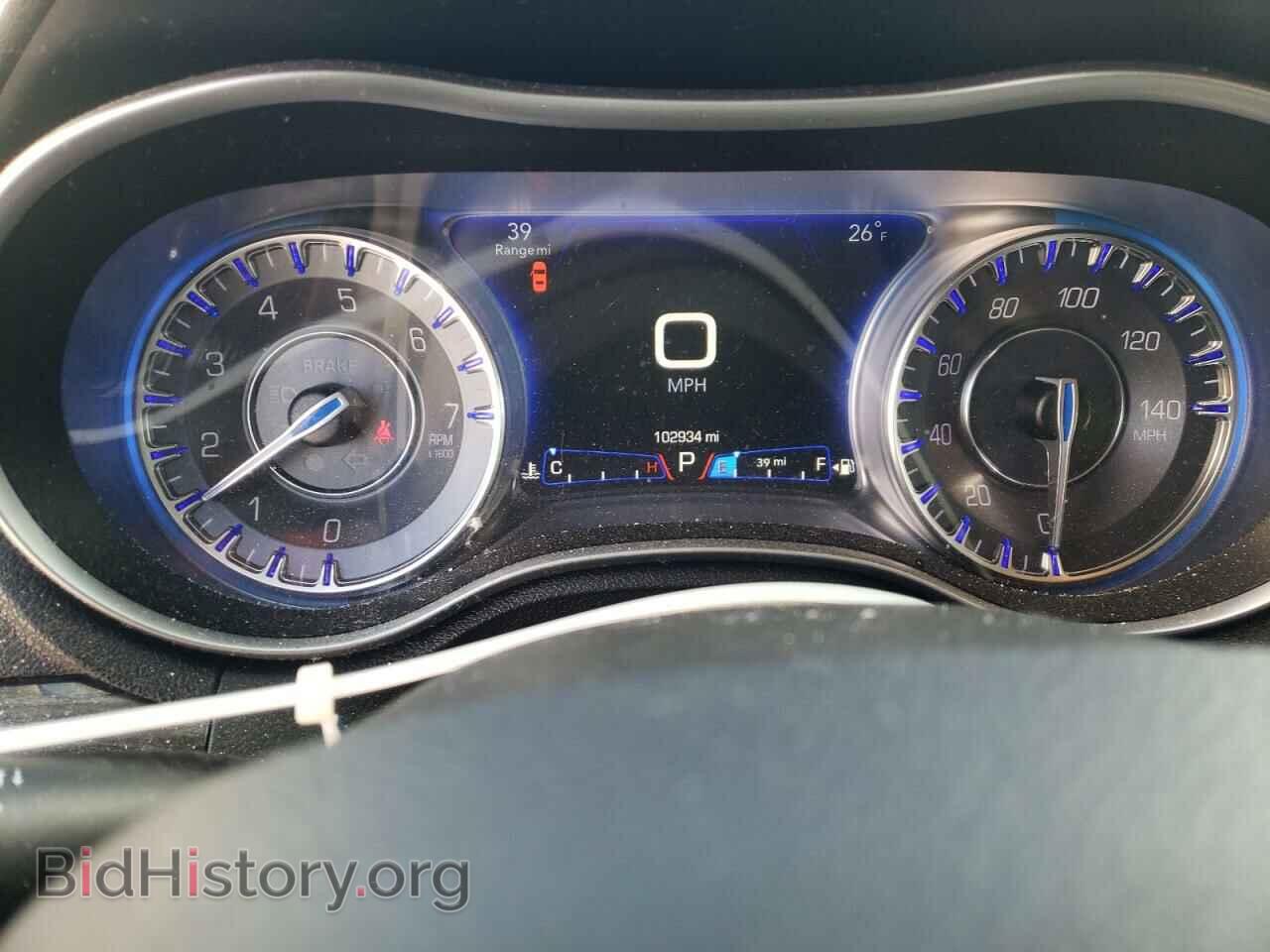 2016 CHRYSLER 300 - VIN: 2C3CCARG1GH270035 - Фото 8
