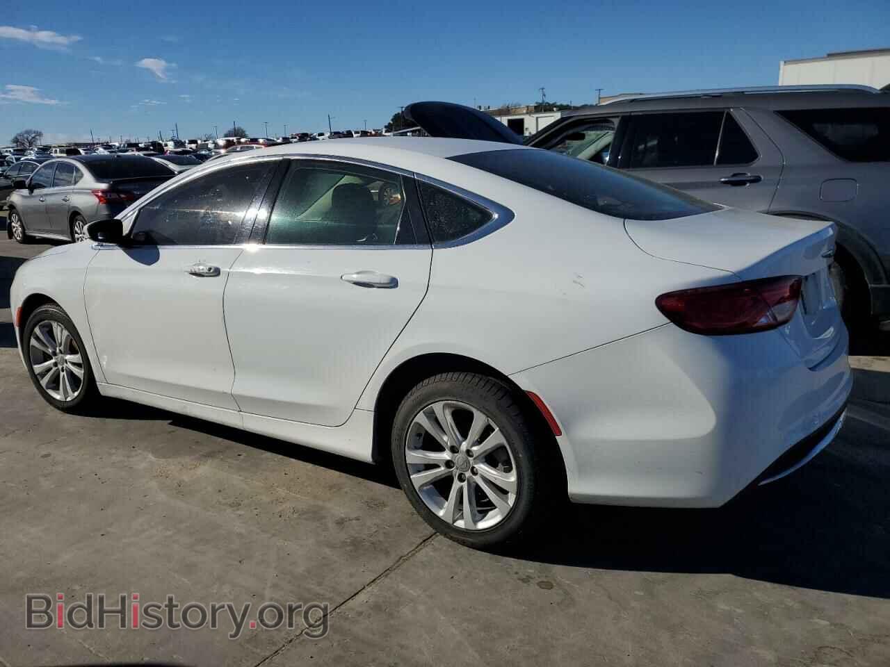 2015 CHRYSLER 200 - VIN: 1C3CCCAB9FN710620 - Фото 2