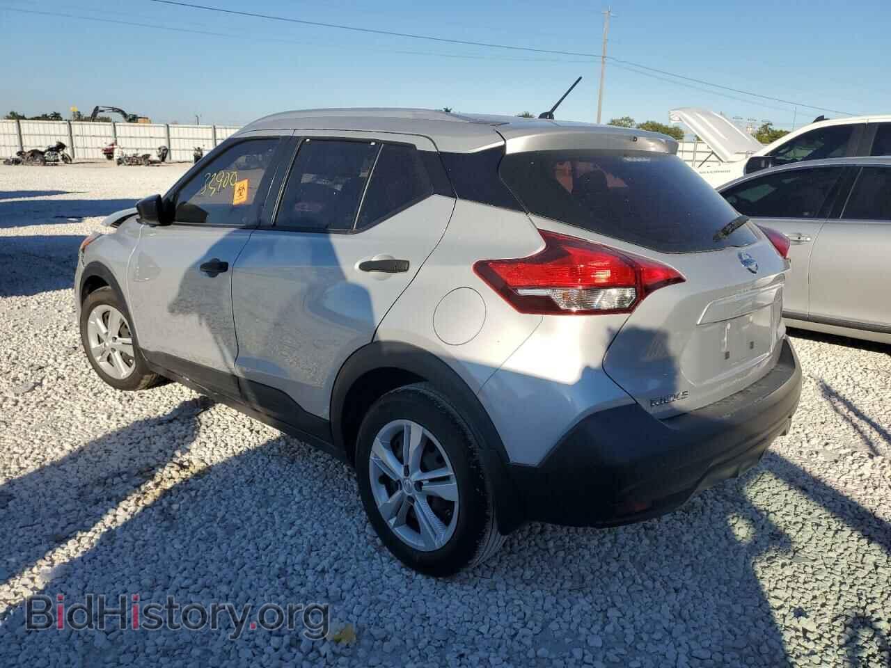 2019 NISSAN KICKS - VIN: 3N1CP5CU3KL509450 - Фото 2
