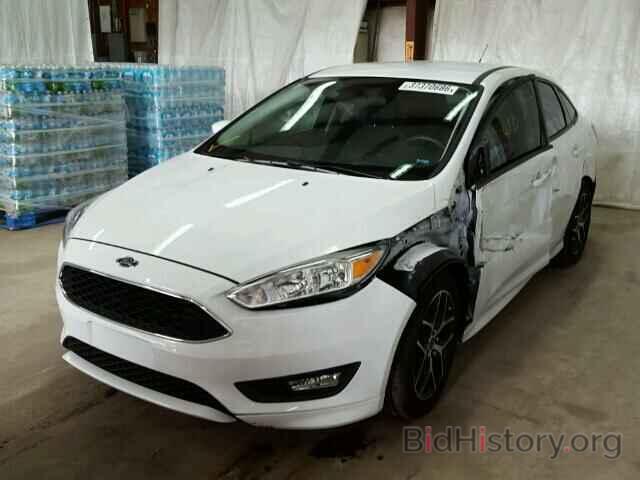 Report 1FADP3F28GL256988 FORD FOCUS 2016 WHITE GAS - price and 