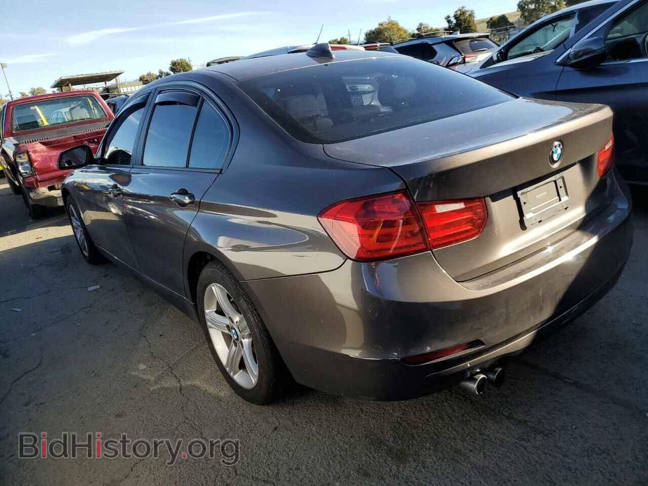 2013 BMW 3 SERIES - VIN: WBA3C1C56DF438992 - Фото 2
