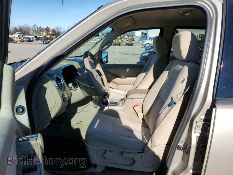 2007 Ford EXPLORER (VIN 1FMEU73867UA89463) — photo 7 of 12