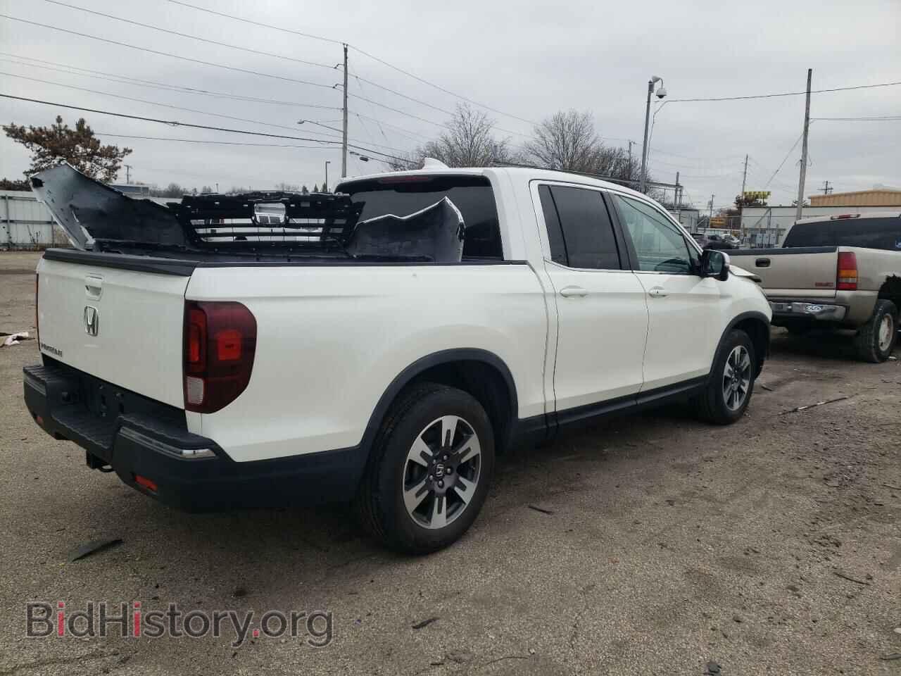 2017 HONDA RIDGELINE - VIN: 5FPYK2F67HB008704 - Фото 3