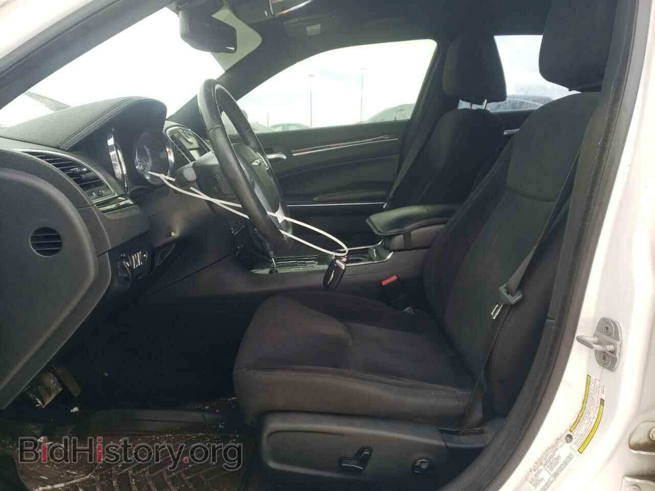 2011 CHRYSLER 300 - VIN: 2C3CA4CG2BH557702 - Фото 7