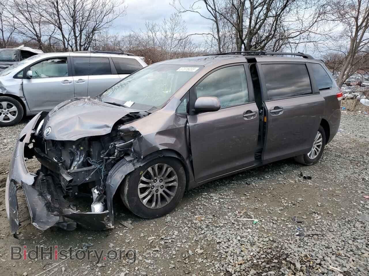 Photo 5TDYK3DC8DS377245 - TOYOTA SIENNA 2013