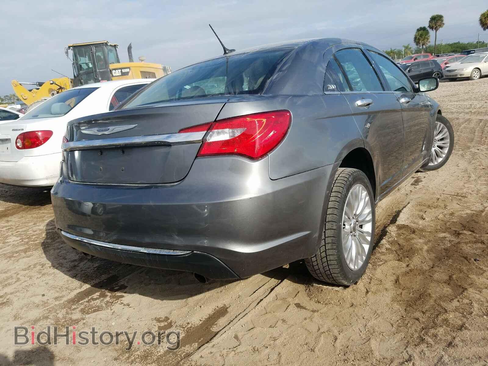 2012 CHRYSLER 200 - VIN: 1C3CCBCG2CN120385 - Photo 4