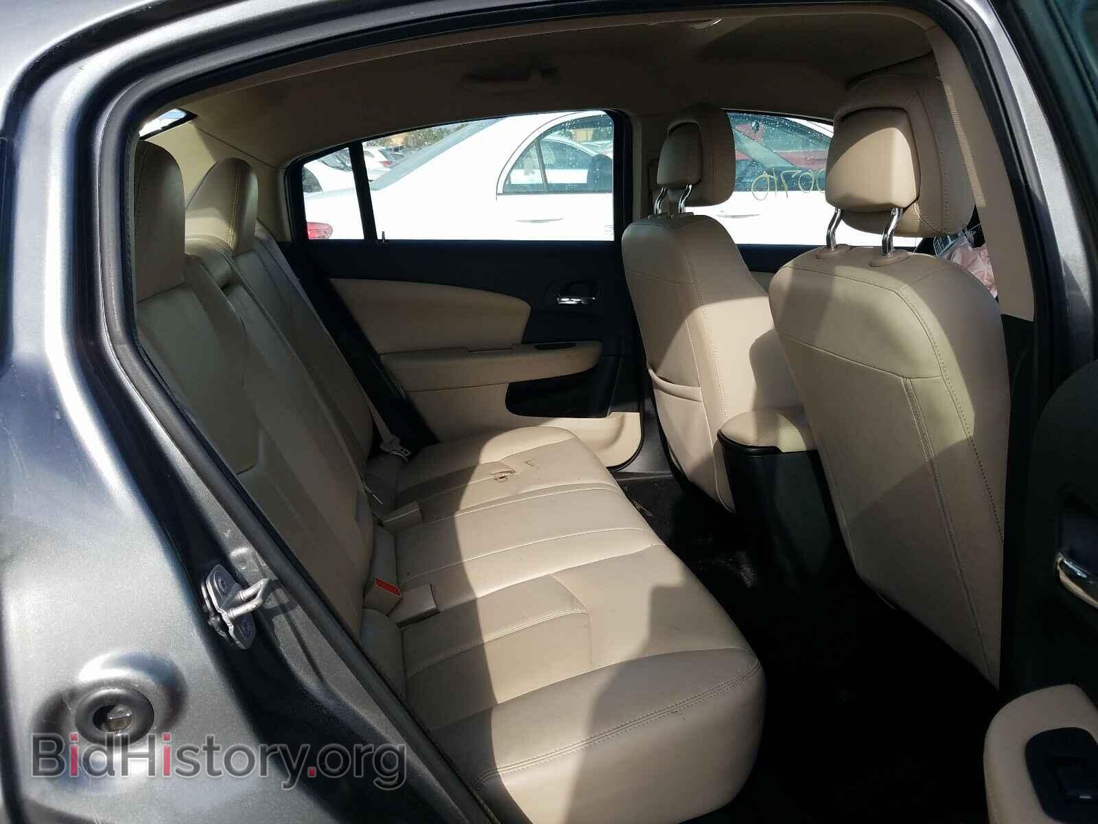 2012 CHRYSLER 200 - VIN: 1C3CCBCG2CN120385 - Photo 6