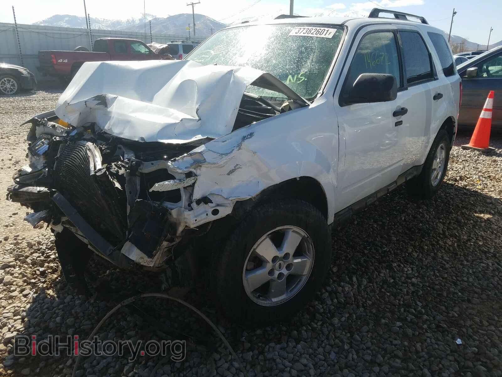 2009 FORD ESCAPE - VIN: 1FMCU03G29KA65701 - Фото 2