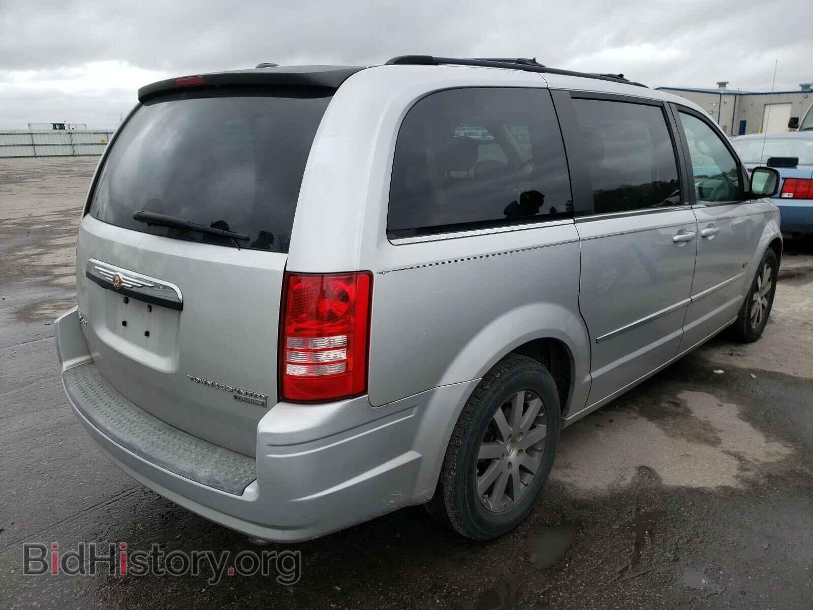 2009 CHRYSLER MINIVAN - VIN: 2A8HR54X89R641907 - Фото 4