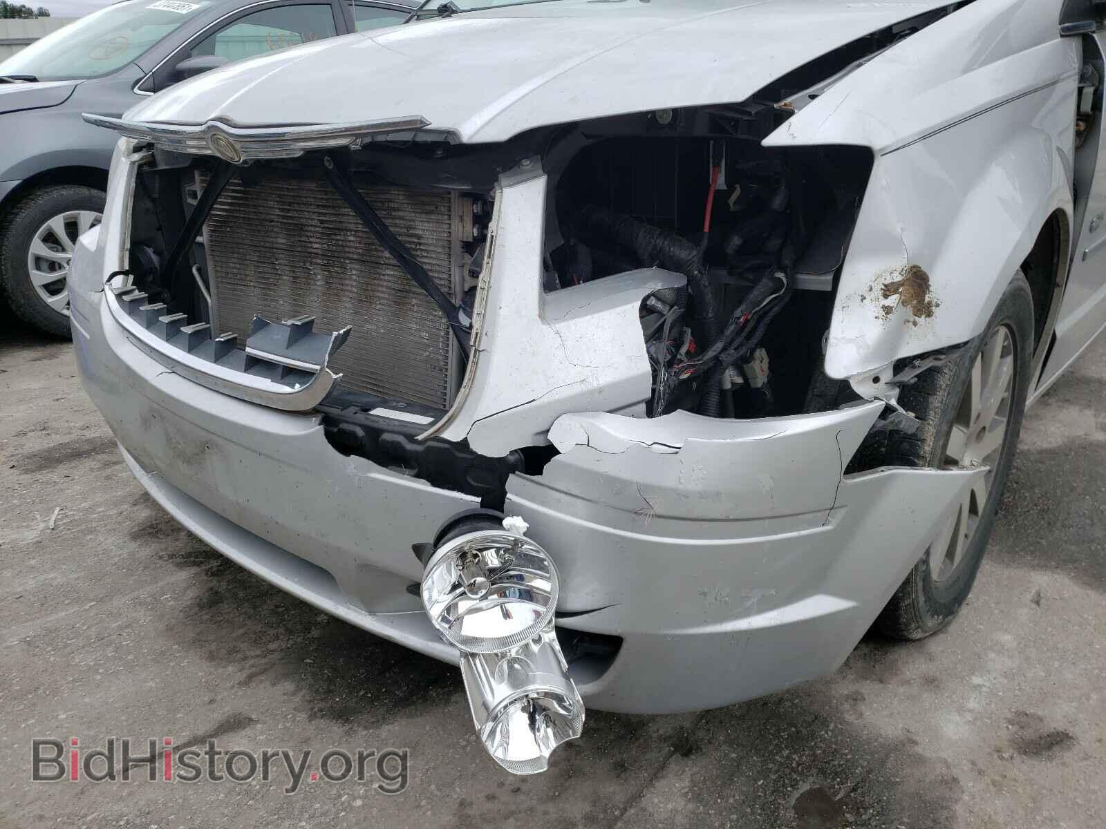 2009 CHRYSLER MINIVAN - VIN: 2A8HR54X89R641907 - Фото 9