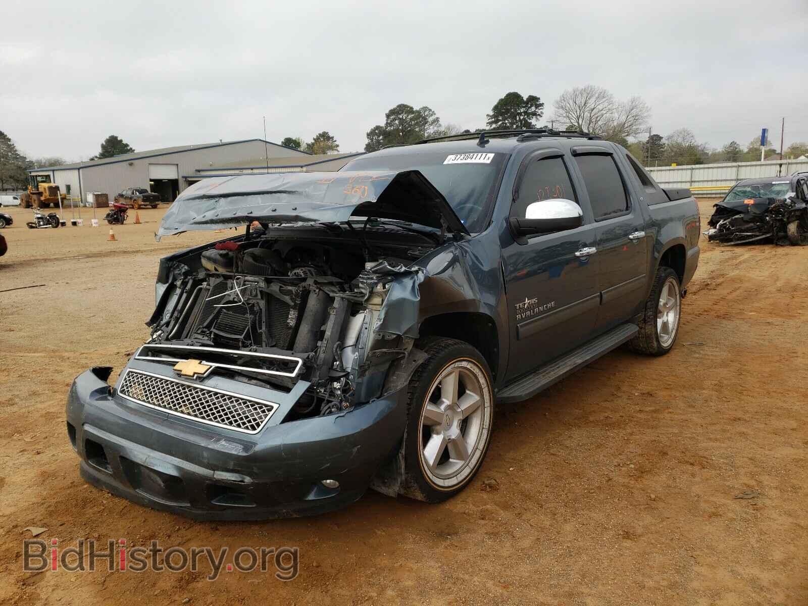2012 CHEVROLET AVALANCHE - VIN: 3GNMCFE04CG121951 - Фото 2
