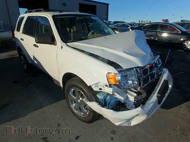 Фотография 1FMCU0D71BKA68612 - FORD ESCAPE 2011