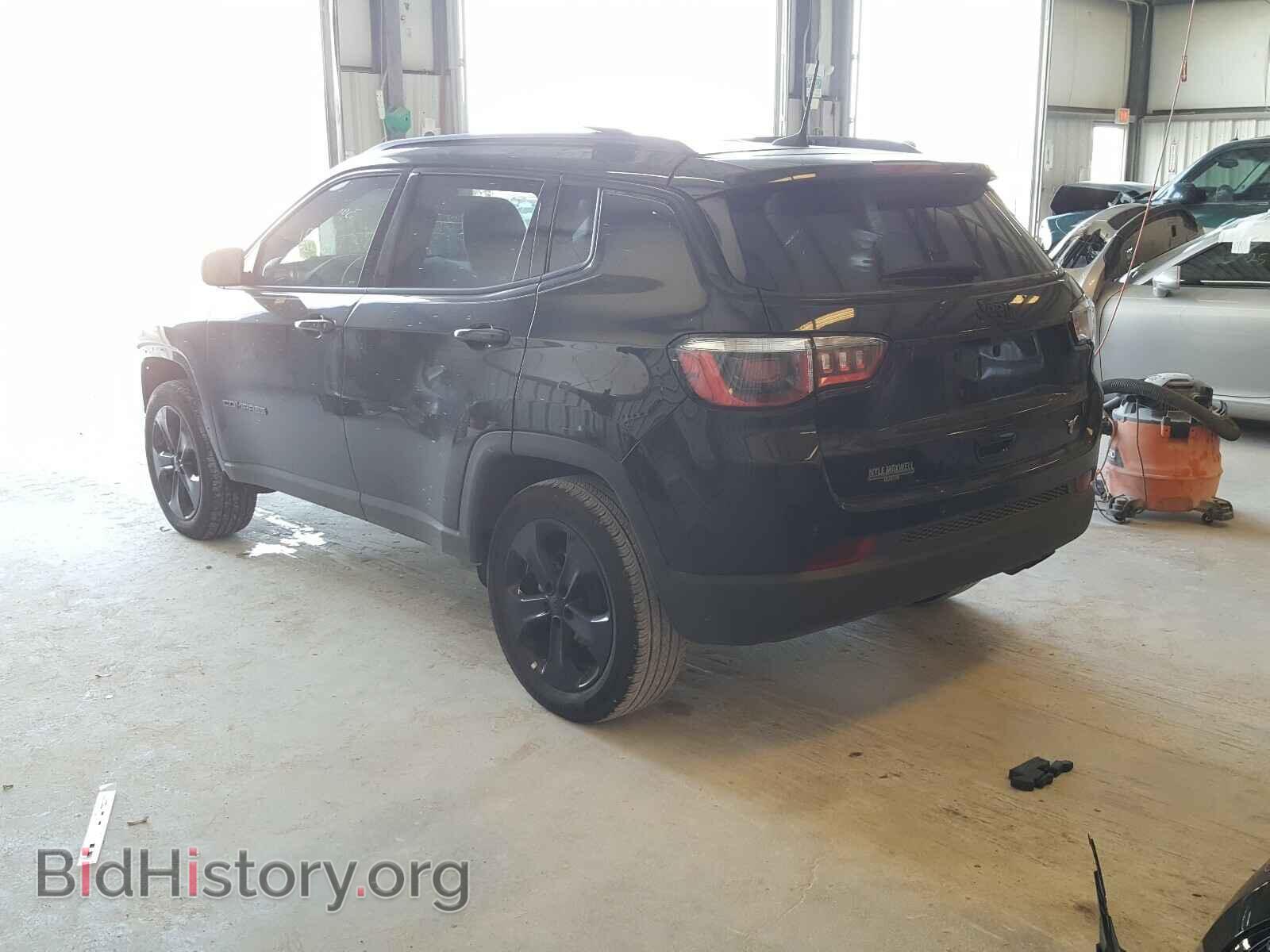 2018 JEEP COMPASS - VIN: 3C4NJCBB0JT300354 - Фото 3