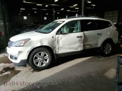 2014 Chevrolet TRAVERSE Traverse L, white — VIN 1GNKRHKD2EJ372977, Copart