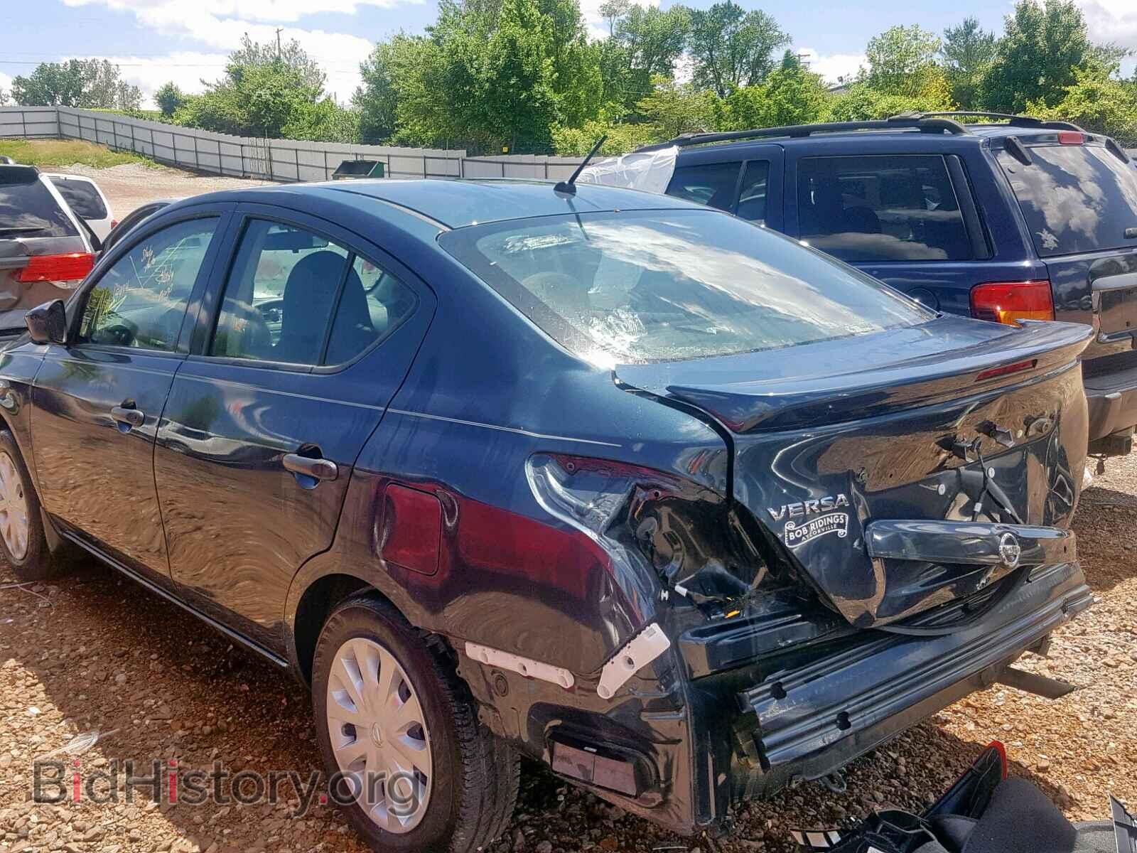 2017 NISSAN VERSA - VIN: 3N1CN7AP5HL887762 - Фото 3