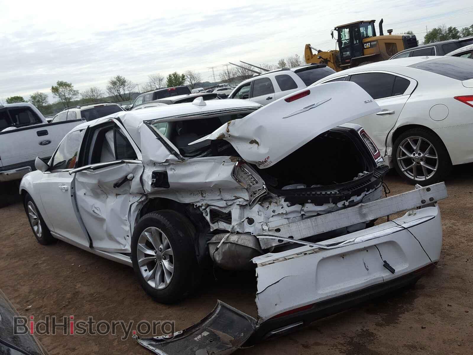 2015 CHRYSLER 300 - VIN: 2C3CCAAG1FH815516 - Фото 3
