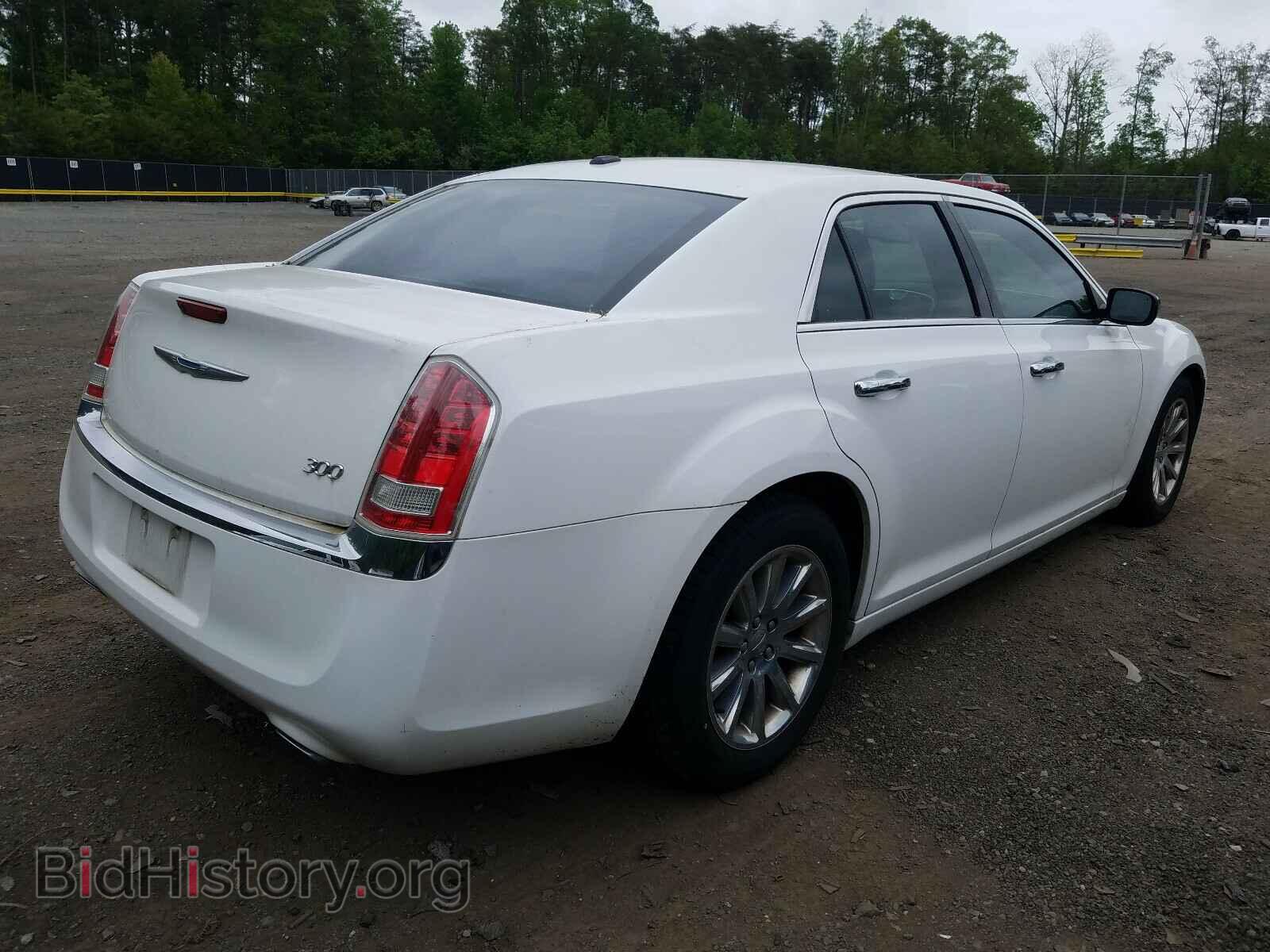 2012 CHRYSLER 300 - VIN: 2C3CCACG0CH310429 - Фото 4