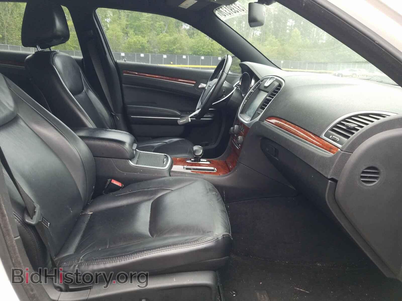 2012 CHRYSLER 300 - VIN: 2C3CCACG0CH310429 - Фото 5