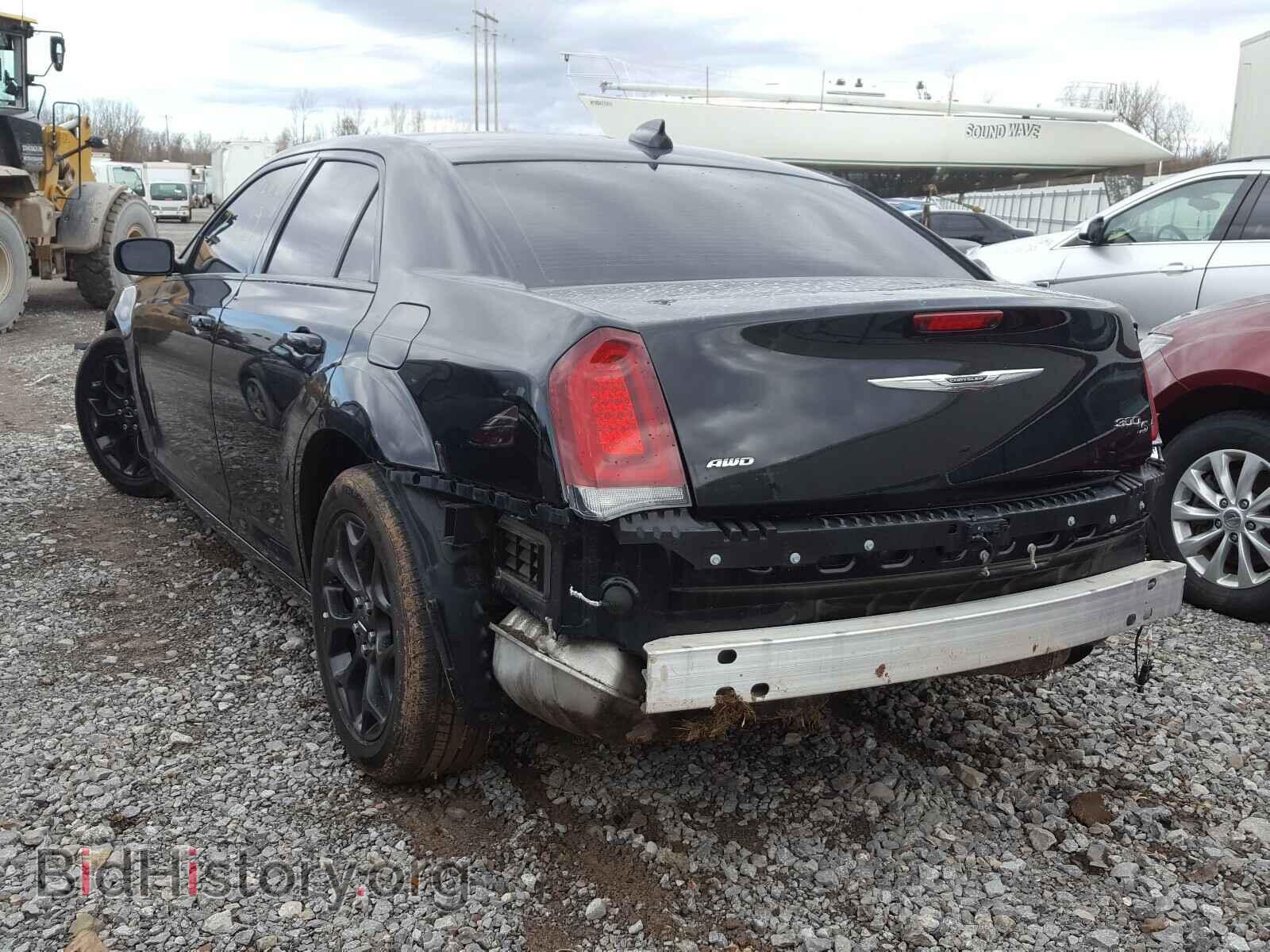 2019 CHRYSLER 300 - VIN: 2C3CCAGG0KH539816 - Фото 3
