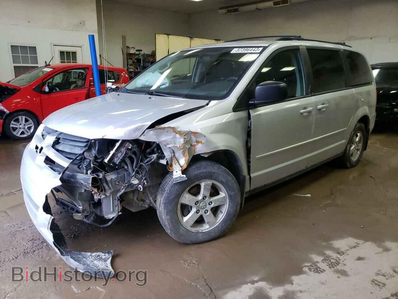 Photo 2D4RN3D16AR477409 - DODGE CARAVAN 2010