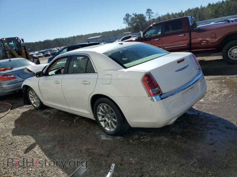 2014 Chrysler 300 (VIN 2C3CCAAG3EH377712) — photo 2 of 13